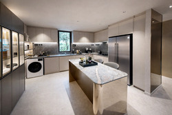 River Modern (D9), Apartment #528646021